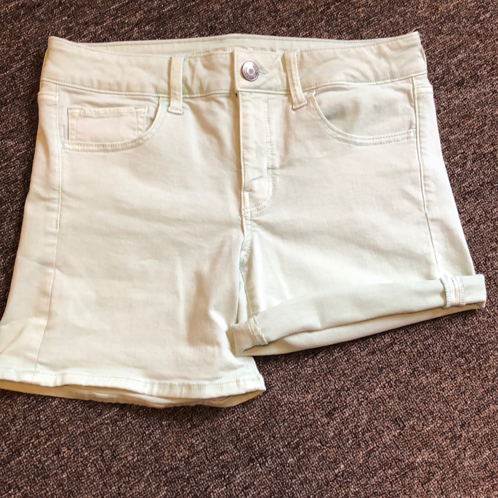 AE Shorts size 8